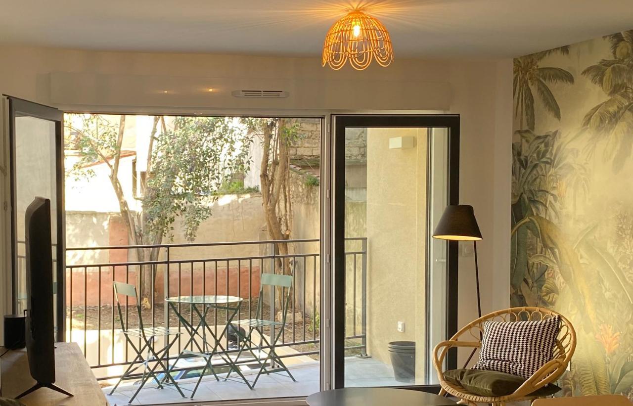Nouveau - Jungle Montpeul - Clim - Wifi Fibre - Netflix - 5' Du Centre Et Gare - Parking - Loggia - 15' Des Plages Montpellier Luaran gambar